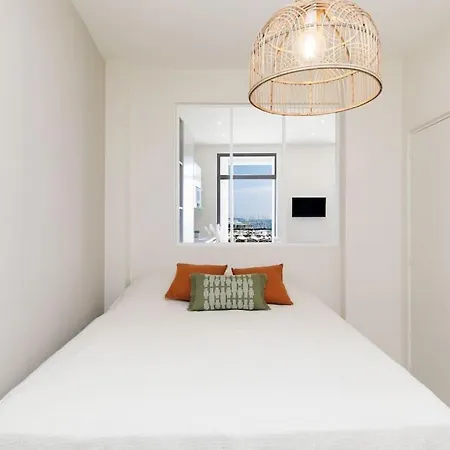 2 Minutes Du Palais Des Festivals De Cannes. Apartment Cannes