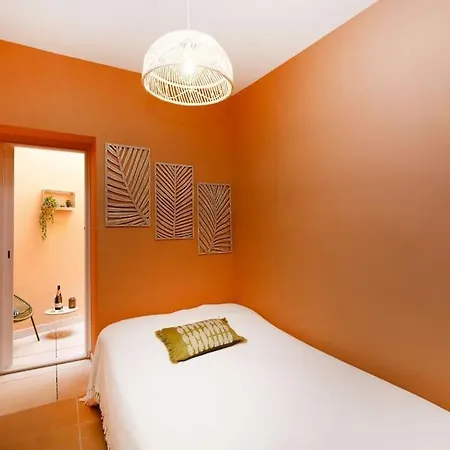 2 Minutes Du Palais Des Festivals De Cannes. Apartment *